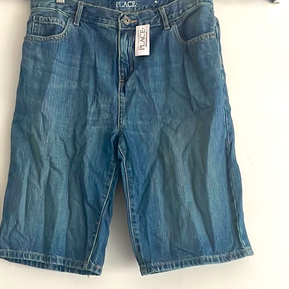 Boys shorts size 16 children’s place